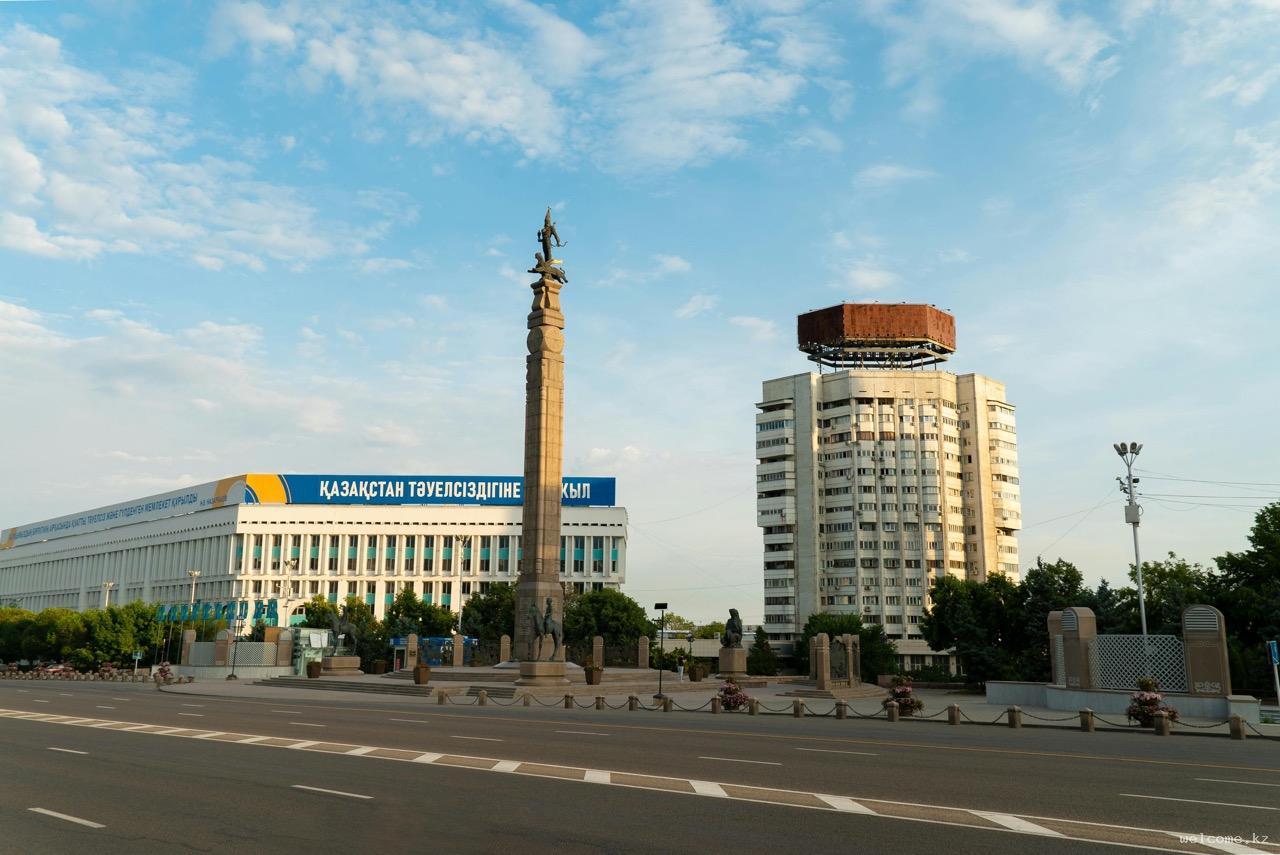 Площадь Республики
