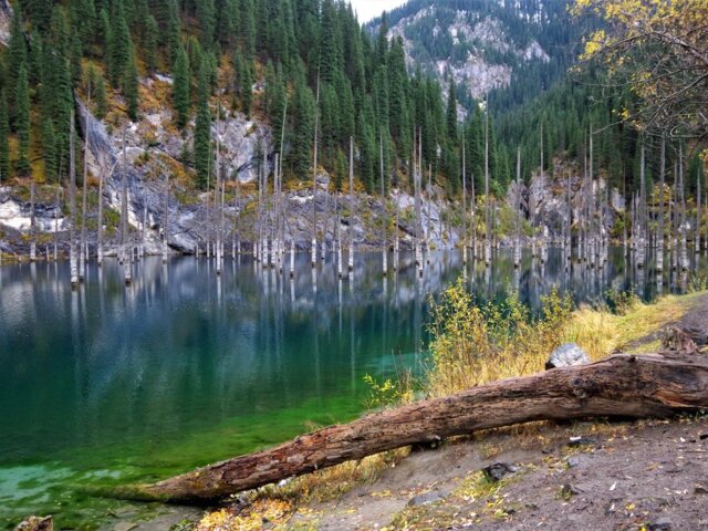 Lake Kaindy 4