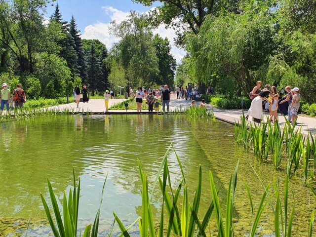 Botanical_Garden_Almaty_Сity (22) Large