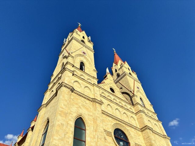 Catholic church 15