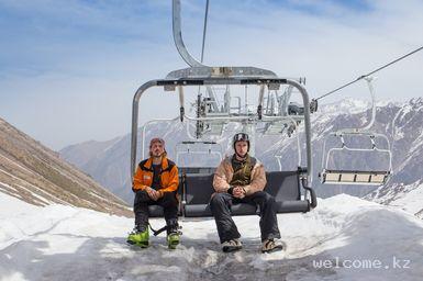A Day at Shymbulak: Skiing, Adventure, and Scenery