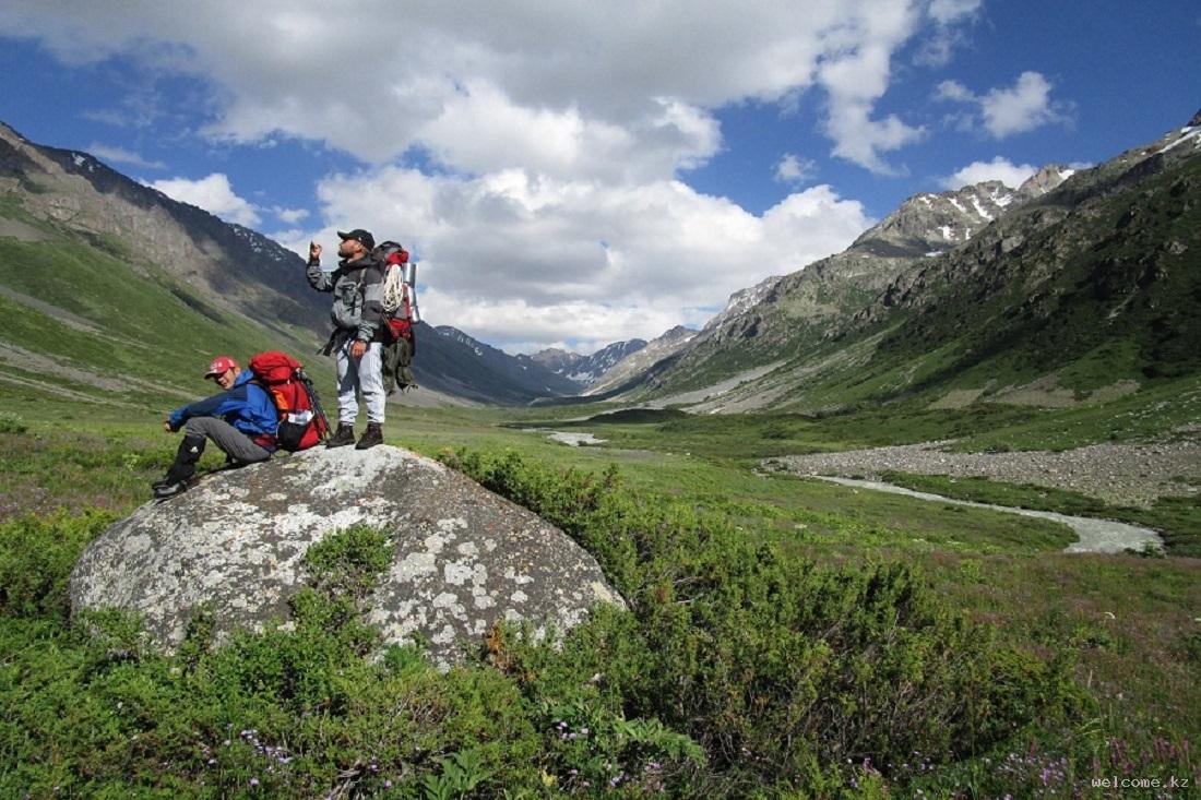 Origins of Kora River Trekking Tour