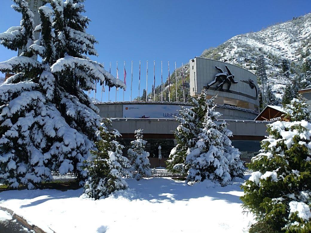 Almaty Highlights: Mountain Tour