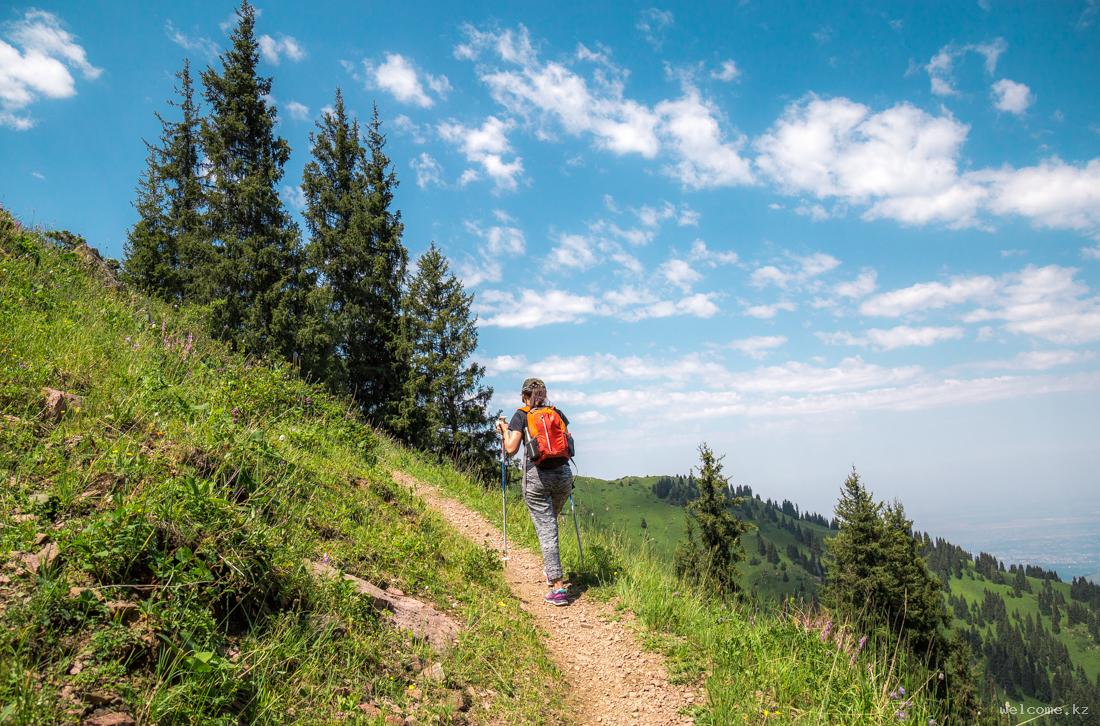 Left Talgar Gorge Trekking Tour