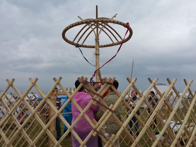 Yurt_installation_ethno_festival_KZ  (78) Large