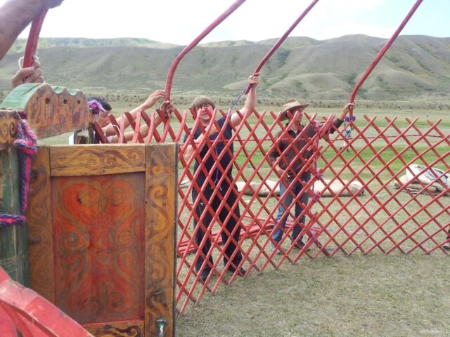 Yurt_installation_ethno_festival_KZ  (28) Large