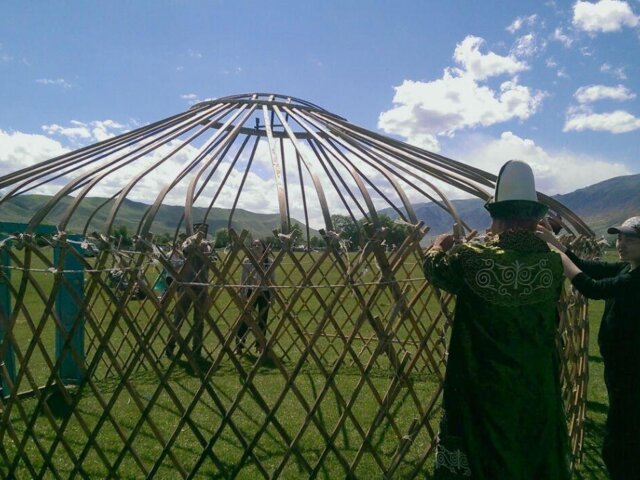Yurt_installation_ethno_festival_KZ  (90)